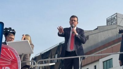 İstanbul Büyükşehir Belediye (İBB) Başkanı Ekrem İmamoğlu, Çağlayan'daki İstanbul Adliyesi'nde