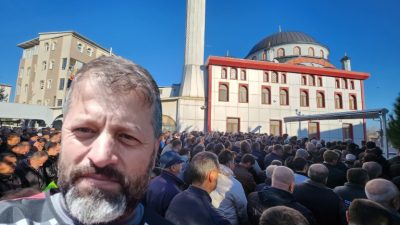 Bursa'nın Orhangazi ilçesinde otomobil ile motosikletin çarpıştığı kazada ağır yaralı