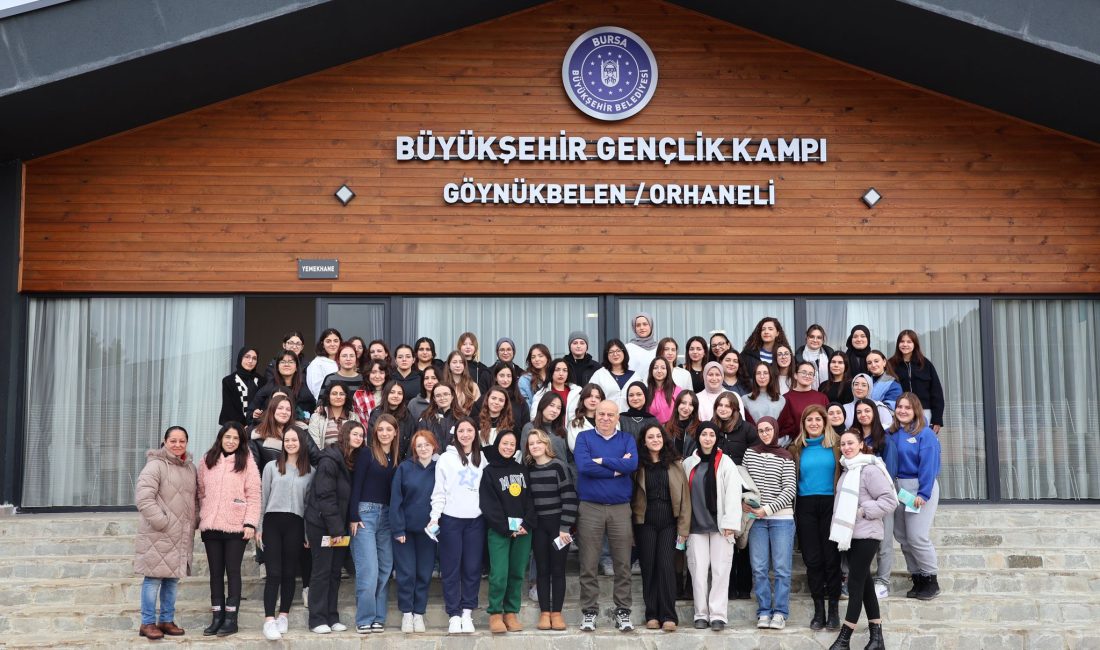 Bursa Büyükşehir Belediyesi tarafından Orhaneli Göynükbelen Gençlik Kampı’nda düzenlenen başarı