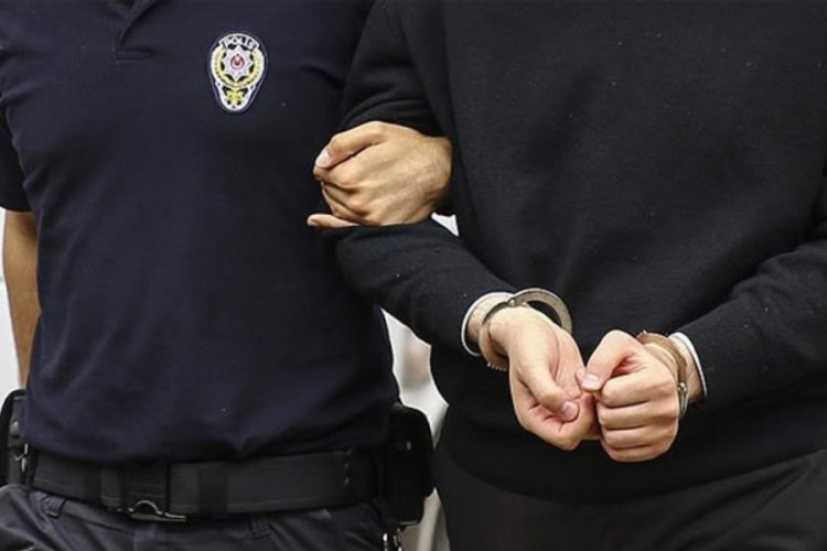Kocaeli merkezli 4 ilde düzenlenen göçmen kaçakçılığı operasyonlarında gözaltına alınan