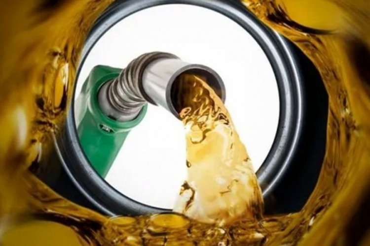 ABD'nin Kanada, Meksika ve Çin'e getirdiği yeni gümrük vergileri, petrol