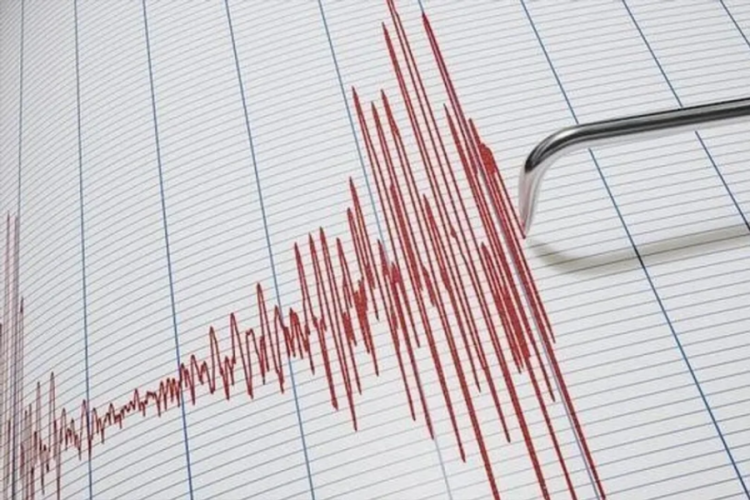 AFAD'dan edinilen verilere göre, Ege Denizi açıklarında peş peşe depremler