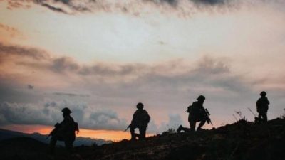 Milli Savunma Bakanlığı, 2 teröristin Silopi'deki Hudut Karakoluna teslim olduğunu