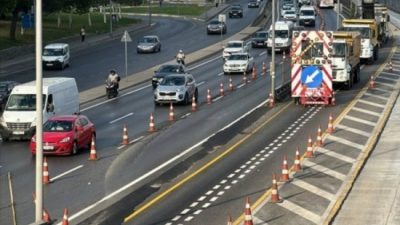 Kara yollarının yapım, bakım ve onarım çalışmaları sürdürülen kesimlerinde yavaş