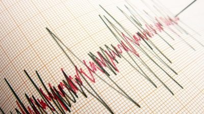 Ege Denizi'nde peş peşe gelen depremlerin ardından bu kez 5.2