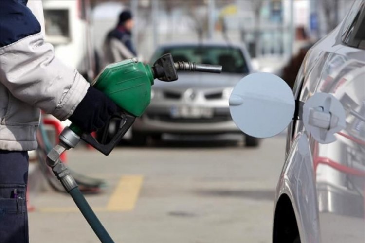 Brent petrol ve döviz kurundaki dalgalanmalar ile vergi artışları akaryakıt