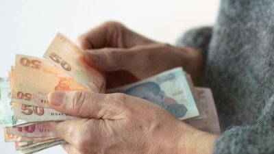 Enflasyon Raporu toplantısında 2025 enflasyon hedefinin yüzde 21'den yüzde 24'e
