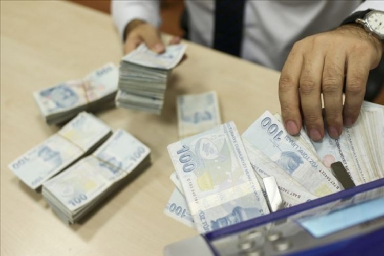 Merkez Bankası'nın art arda yaptığı faiz indirimlerinin kredi ve mevduatlara