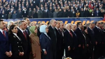 Cumhurbaşkanı Erdoğan, AK Parti'nin 8. Olağan Kongresi'nde partinin yeni seçim