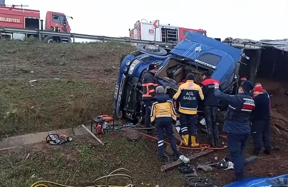 Bursa'nın İznik ilçesi ile Mekece yolu arasında meydana gelen feci