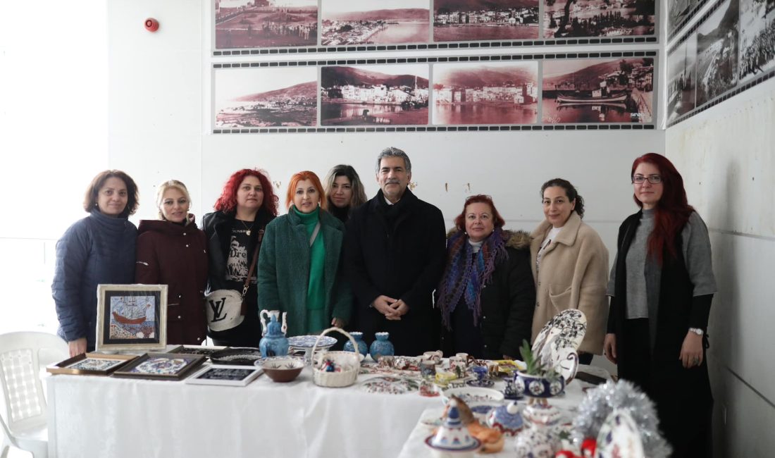 Gemlik Belediye Başkanı Şükrü Deviren, Gemlik Kadın Girişimciler Derneği'nin düzenlediği