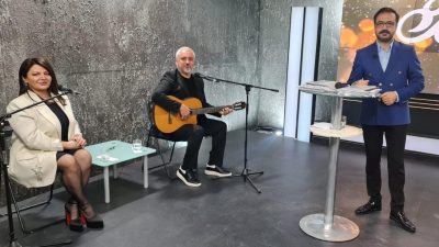 Müzik öğretmeni Behran Kaygısız, trombon sanatçısı eşi Aytek Yusuf kaygısız