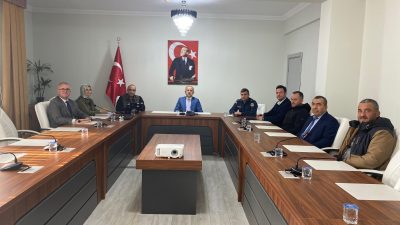 Orhangazi İlçe Av Komisyonu Toplantısı, Kaymakam Zafer Karamehmetoğlu başkanlığında gerçekleştirildi.