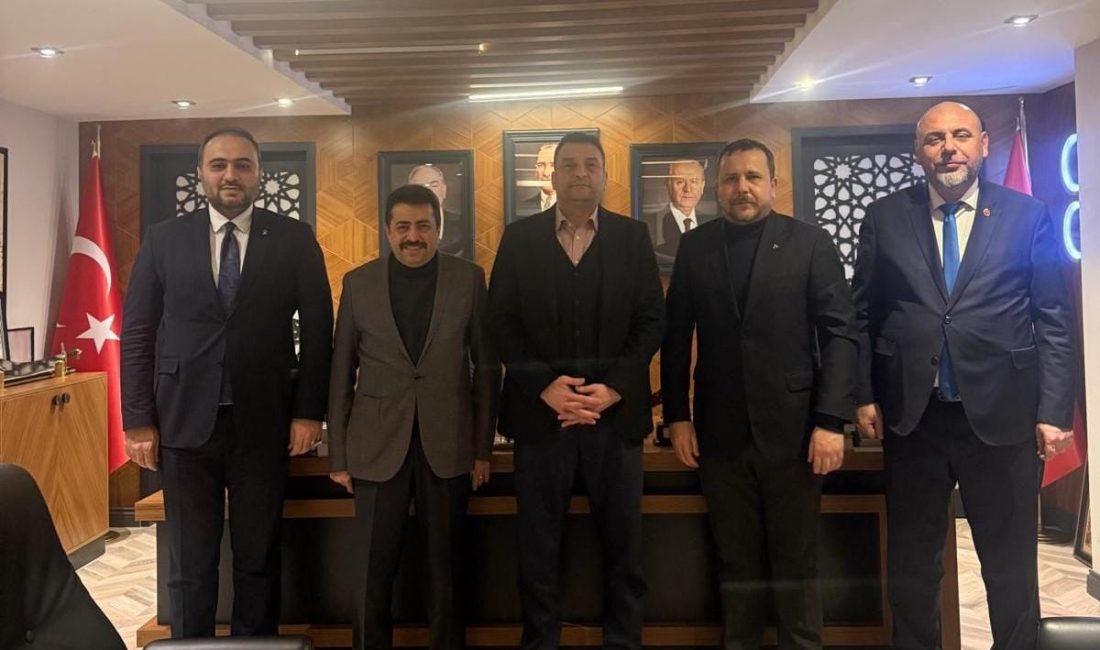 Orhangazi’de Cumhur ittifakı ortakları AK Parti İlçe Başkanı Gökhan Ulusu