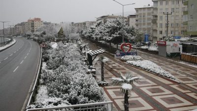  Orhangazi'de kar yağışına hasret kalan vatandaşları sevindirecek haber geldi.
