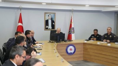Bursa İl Emniyet Müdürlüğü'nde "Aylık Değerlendirme Toplantısı" yapıldı. İl Emniyet