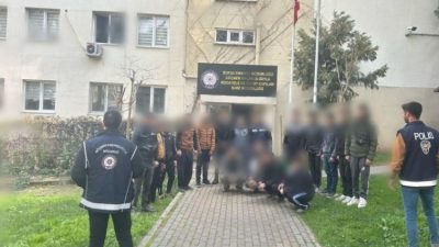 Bursa'da göçmen kaçakçılığına yönelik yapılan operasyonda, yabancı uyruklu şahıslara kalacak
