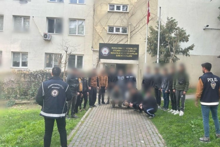 Bursa'da göçmen kaçakçılığına yönelik yapılan operasyonda, yabancı uyruklu şahıslara kalacak