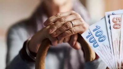 Emeklinin bayram ikramiyesi için zam oranı bugün netleşecek. Mevcutta, 3