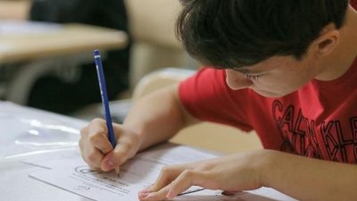 LGS sınavına giriş yapacak birçok öğrenci sınavın ne zaman yapılacağını