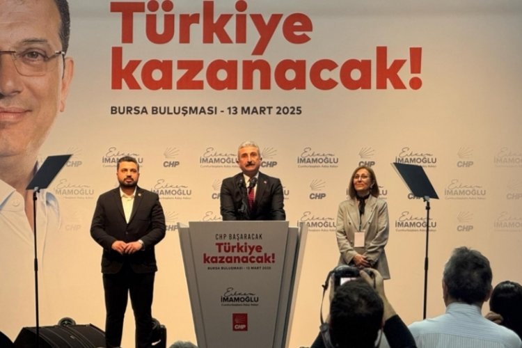 CHP'nin Cumhurbaşkanı aday adayı olan İstanbul Büyükşehir Belediye Başkanı Ekrem