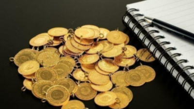 Gram altın yatırımcısı altının bundan sonraki seyrini araştırıyor. Hem elinde