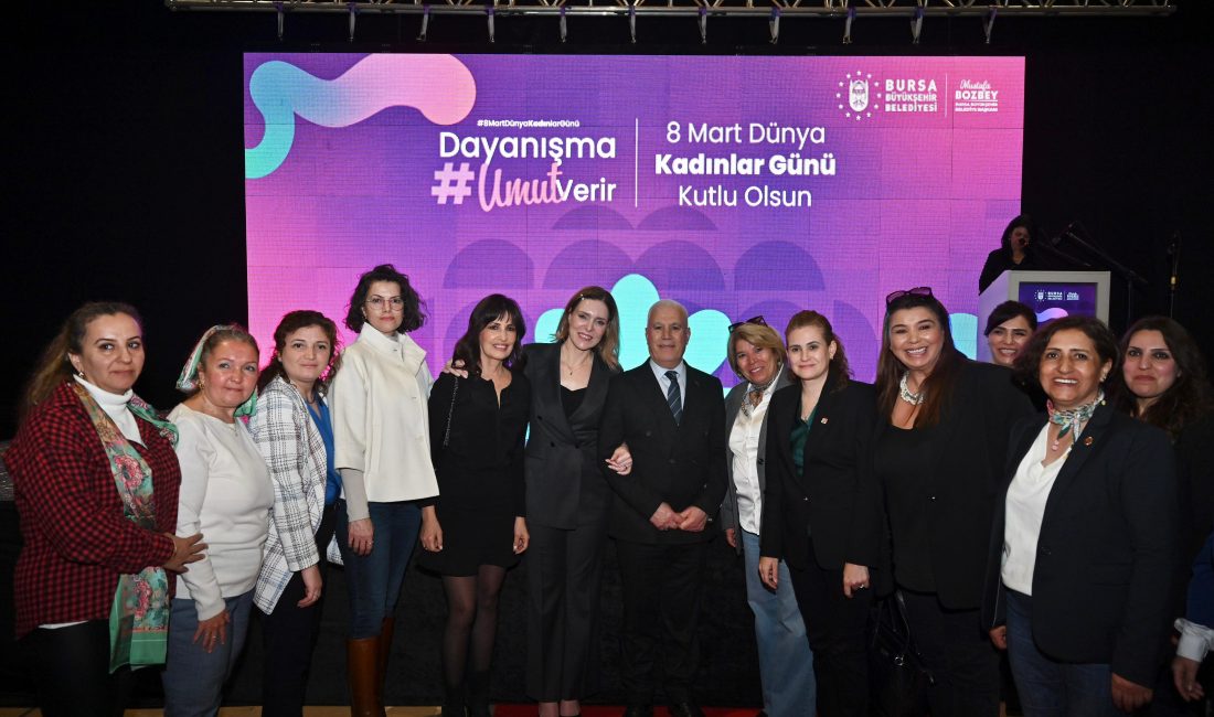 Bursa Büyükşehir Belediye Başkanı Mustafa Bozbey, Seden Bozbey tarafından 8