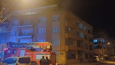 Bursa'nın Orhangazi ilçesinde meydana gelen olayda bir apartmanın teras katından
