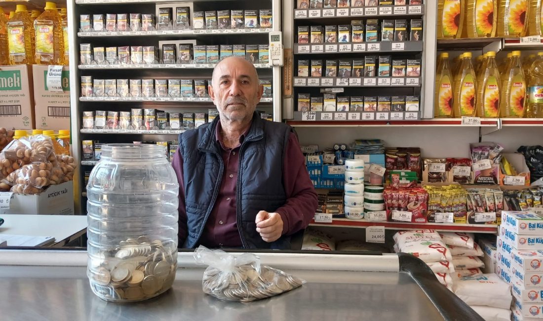 Bursa'da birçok esnaf, madeni para bulmakta zorlanıyor. Özellikle Ramazan ayı