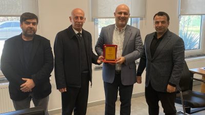 Bursa'nın Orhangazi ilçesinde  Mesleki ve Teknik Anadolu Lisesi yönetimi, okul-sektör