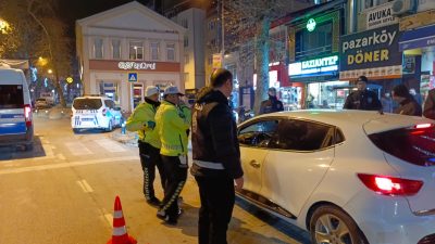 Bursa'nın Orhangazi ilçesinde, İlçe Emniyet Müdürlüğü ve İlçe Jandarma Komutanlığı