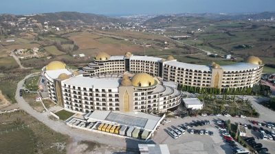 Yalova'nın Termal ilçesindeki bir otelde ücretsiz tatil vaadiyle kandırılan kişilere