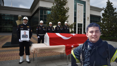  Bursa’da görevden dönerken kaza geçiren ve tedavi gördüğü hastanede hayatını