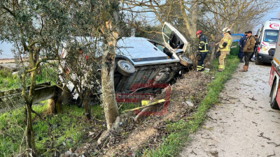 Bursa'da, Orhangazi - İznik yolu üzerinde meydana gelen trafik kazasında