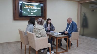 Orhangazi Belediye Başkanı Bekir Aydın, geleneksel hale getirdiği “Cuma Buluşmaları”