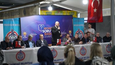 Bursa'nın Orhangazi ilçesinde AK Parti tarafından başlatılan "Vatandaş Soruyor, Başkan