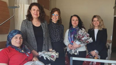 Orhangazi Belediyesi Beyaz Masa ekipleri, ilçedeki hastaneye anlamlı bir ziyaret