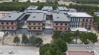 Bursa Uludağ Üniversitesi'nin (BUÜ) Türkiye'deki ilk örneklerden birisi olan Merkezi