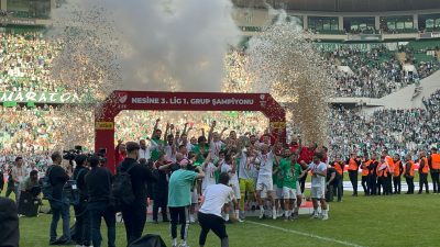 Nesine 3.lig 1.grupta şampiyon olan Bursaspor, bugün kendi evinde konuk