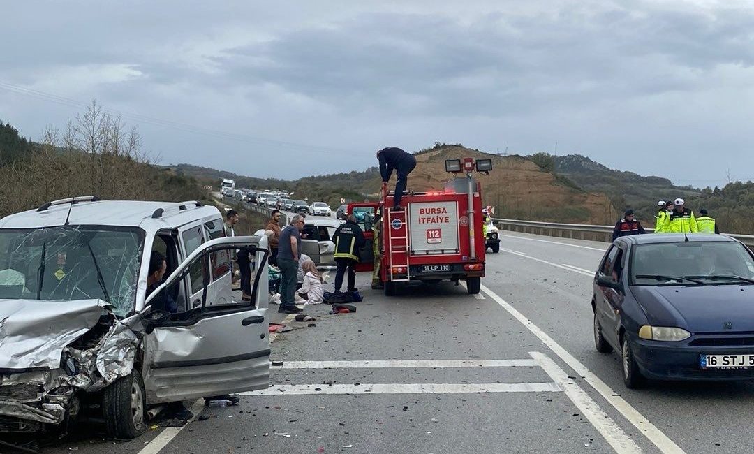 Bursa'nın Yenişehir ile İznik ilçeleri arasındaki yolda meydana gelen trafik