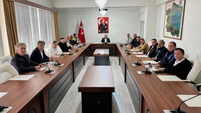 Orhangazi Kaymakamı Zafer Karamehmetoğlu, ilçedeki kurum, kuruluş ve sanayi temsilcileriyle