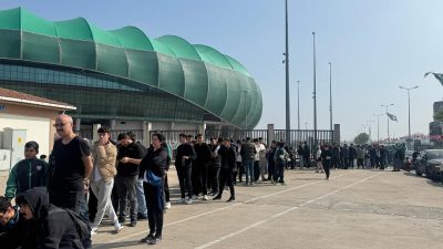 Bursaspor'un yarın evinde oynayacağı Bornova maçının biletleri, 1 saat içinde