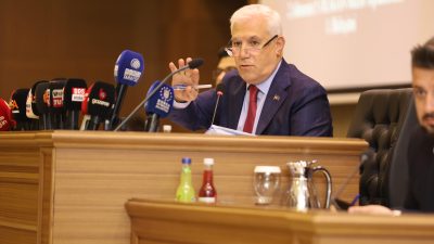 BUSKİ Genel Müdürlüğü Genel Kurulu’nda konuşan Bursa Büyükşehir Belediye Başkanı