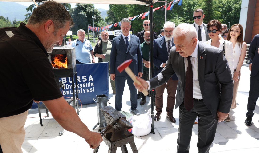 Yaklaşık 700 yıllık bir geçmişe sahip olan ve maharetli ellerde