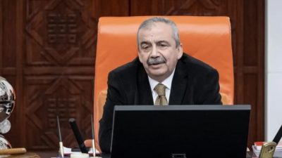 
Kalp rahatsızlığı nedeniyle hastaneye kaldırılan ve geçirdiği ameliyatın ardından yoğun