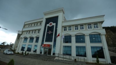 Bursa'nın Gemlik ve Orhangazi ilçeleri ile Yalova'nın Armutlu ilçesi, yargı