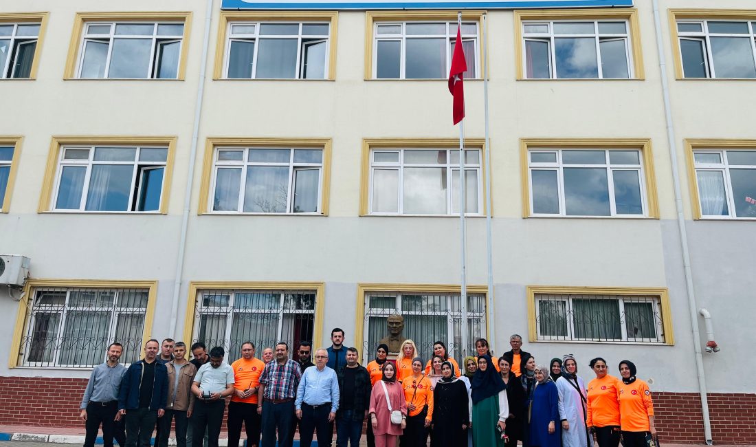 Bursa Orhangazi İmam Hatip Okulu’nda, öğrencilerin ve personelin deprem anında