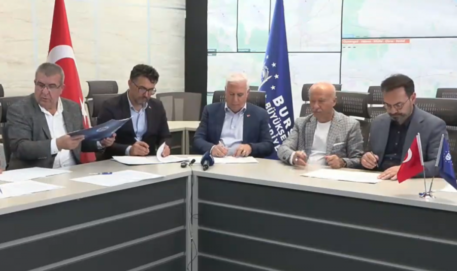 Bursa Büyükşehir Belediye Başkanı Mustafa Bozbey, BURULAŞ ile yürütülen Toplu