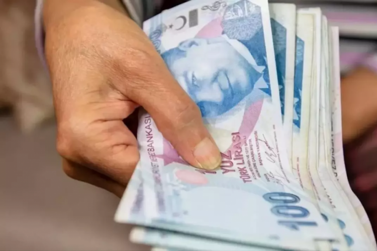 Türkiye genelinde 16 milyondan fazla emekli, 3 Temmuz'da açıklanacak olan