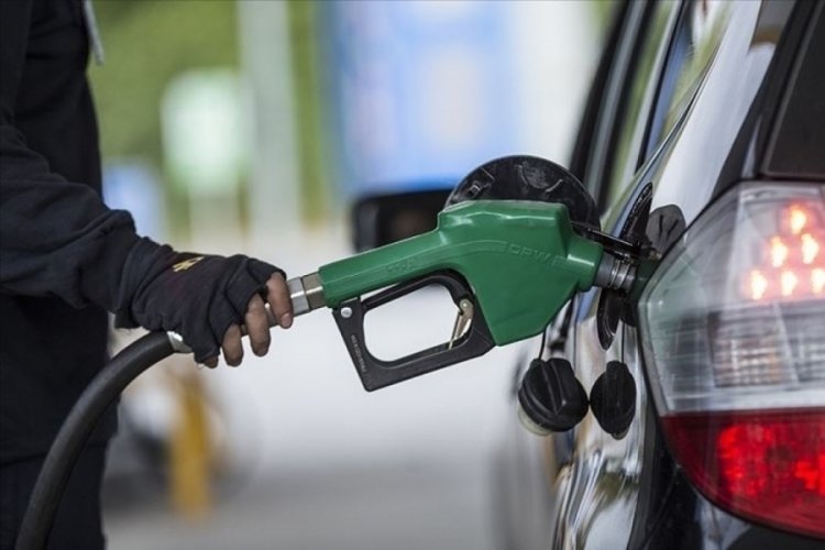 Brent petrol ve döviz kurundaki dalgalanmalar ile vergi artışları akaryakıt